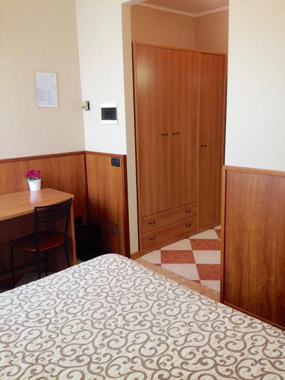דלמינה Hotel Daina חדר תמונה