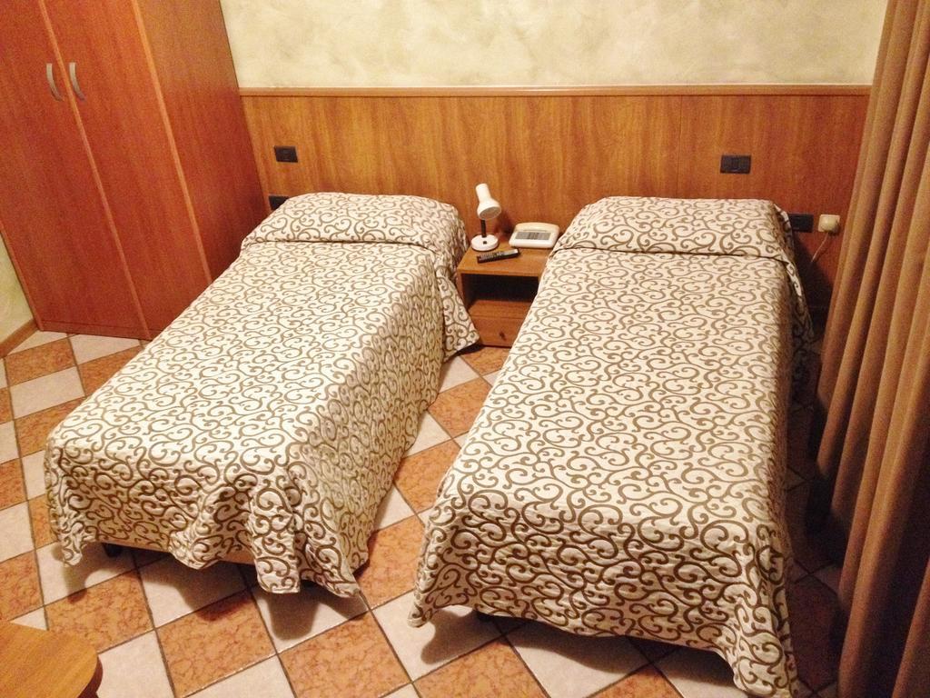 דלמינה Hotel Daina חדר תמונה